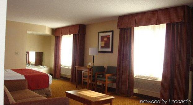 Americinn By Wyndham Coralville Exterior foto